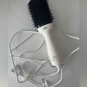 Bondi Boost Blowout Brush Pro 75mm